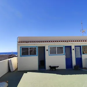 https://rokasol.adeje-hotels.com